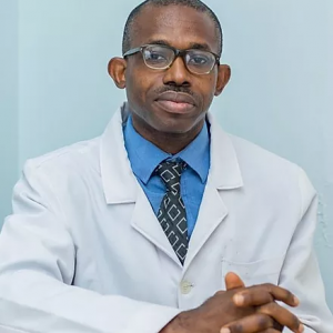 Dr Chiazor Onyia